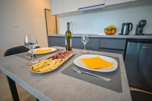 Seaside Escape Apartments