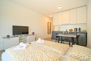 Seaside Escape Apartments