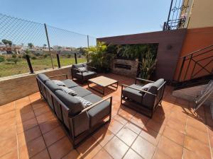 3 BDR House near La Zenia PRIVATE lounge terraces, fire places, BBQ, kitchen, parking