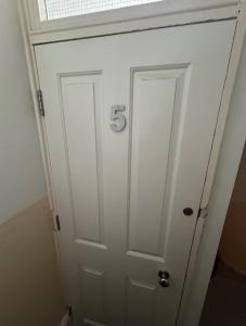Beautiful Apartments in Central Brighton - Free Parking