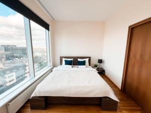 Panoramic Sea View -13th Floor