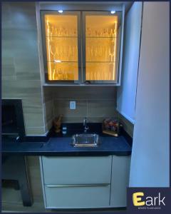 Apartamento na maior praia do Guarujá Região Tortuga