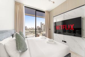 VayK - Beautiful 1BD Retreat in Binghatti Corner
