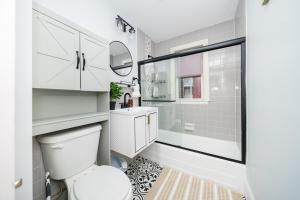 76 Carruth - 4BR Cozy and Lovely Apt