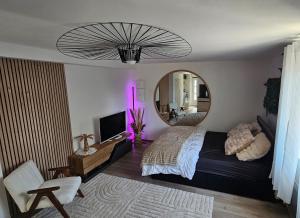 Charming Independent Studio