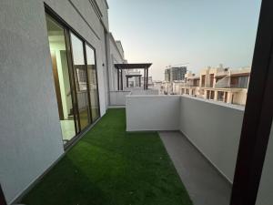 Luxury 4BHK w Deck NRI Friendly Stay Vadodara