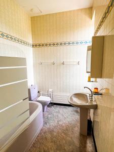 B&B / Chambres d'hotes Jolly Chateau - private room Chambre des oiseaux : photos des chambres