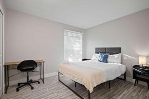 Cozy Stay Modern Comfort in the City