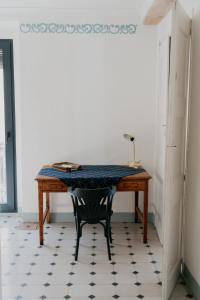 Wine Country stay at Ca Escoda between Montsant and Priorat on the Ebro Riverside