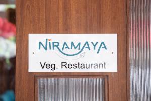 Zip By Spree Hotels Dwarka