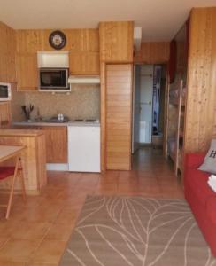 T2 vue sur lac, proche du centre ville