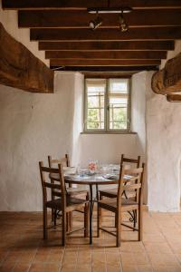 Maisons de vacances Les Gites de la Cour au Mercier : photos des chambres
