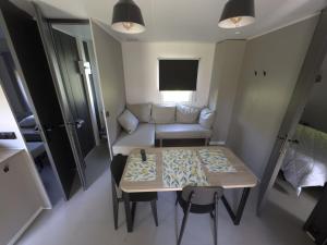 Campings Mobil-Home tout equipe : photos des chambres