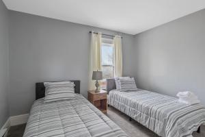 Newly Renovated 2BR by SU, Zoo, Destiny & Downtown