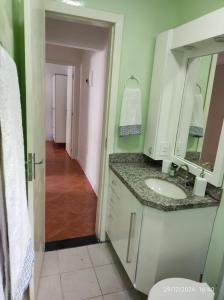 Casa próximo a praia central de Balneário Camboriú