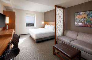 King Room with Sofa Bed room in Hyatt Place Knoxville/Downtown