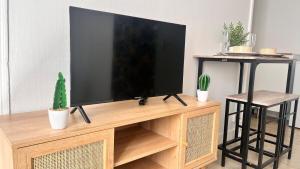 T2 moderne et tranquille proche de tout