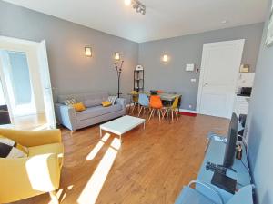 Appartements Luchon Holidays, parking, wifi, balcon, cave, T3 8 personnes : photos des chambres