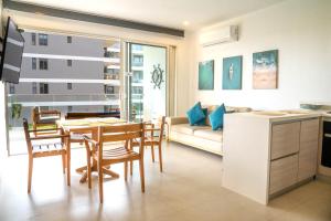 !Condominio de Lujo! Playa + Piscinas + Natural