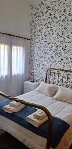 La casa, alquiler temporario - casa completa con cochera y patio- parrilla