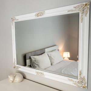 Comfy Downtown Apartment