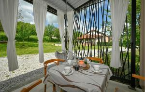 Cozy Home In Breznicki Hum