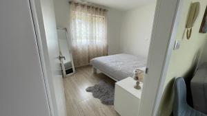 Apartment Emi