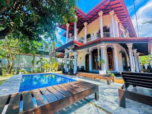 Elisach Serenity House - 4 BHK Villa in Sri Lanka - near to Airport