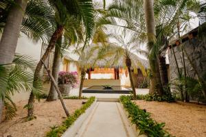 Dream villa with private beach and catering