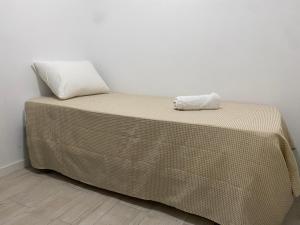 Apartamento ensueño 1a linea playa poniente 6 PAX parking wifi y AC