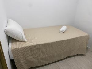 Apartamento ensueño 1a linea playa poniente 6 PAX parking wifi y AC