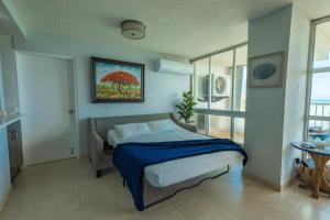 Lovely 2-2 Condo with the best view of Puerto Rico