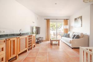 Gigantische Villa mit Meerblick, Panoramablick & Pool-Oase