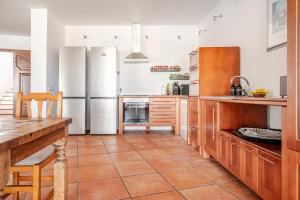 Gigantische Villa mit Meerblick, Panoramablick & Pool-Oase