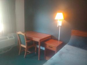 King Beds Hotel Studio 136