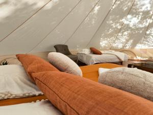 Tentes de luxe Tente Sancy : photos des chambres