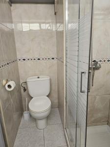 Studio with sea view near the beach