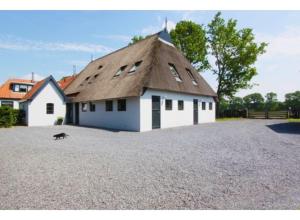 Bed and Breakfast t Klokhuis