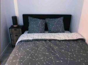 Appartements T1 Bis avec vue sur les iles sanguinaires ! : photos des chambres