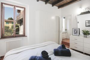 In the Historic Village - Riva Lago 10
