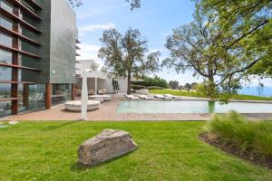 luxury 5 bedroom villa