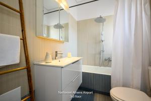 Nathaniel Athens Airport