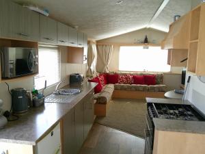 Promenade Vacation PR 8 Berth Access to the beach