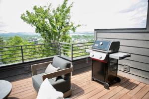 The Urban River - 4BR Getaway