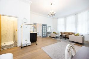 City Living 1BR Apt South Kensington
