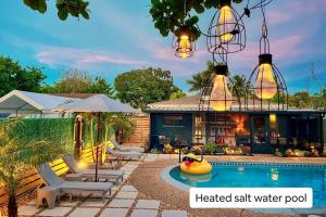 Heated Saltwater Pool Family & Pet-Friendly Oasis