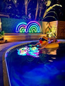 Heated Saltwater Pool Family & Pet-Friendly Oasis