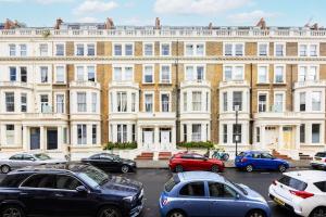 Charming 1BR Garden Flat 3 min to Earls Court Station