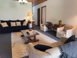 Casa térrea Bem localizada 3 quartos até 9 pessoas Campos Jordão famílias crianças