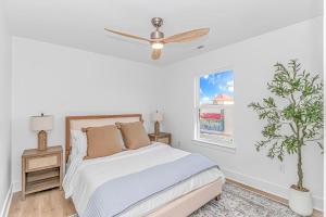 4BR Beach Oasis with Private Pool Just steps to the Ocean